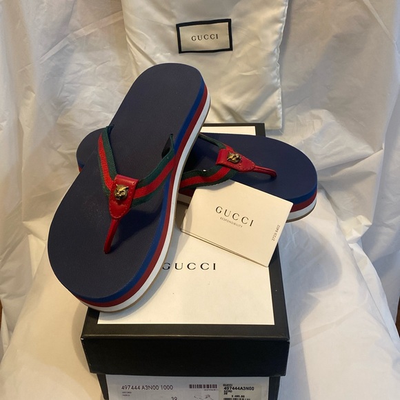 Gucci flip flops - Picture 1 of 9